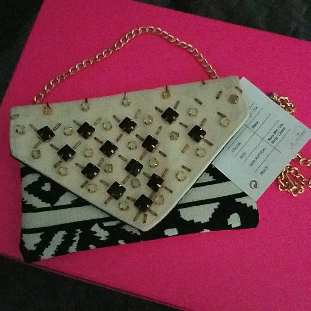 Purse with decorative stones